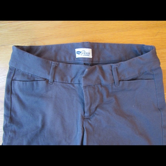 Old Navy Pixie Chino Charcoal Gray pants - Picture 2 of 7